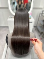 エルサ(Elsa)&nbsp;EIsa元町・三宮】ロングレイヤー髪質改善ストレート