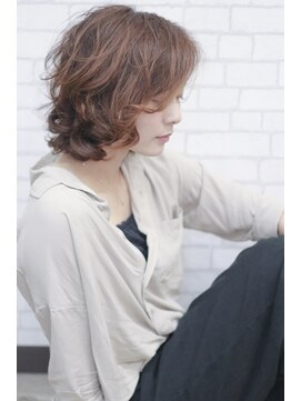 ヘアメイク アヴァロン 橋本店(HAIR MAKE Avalon) 【Avalon橋本】外国人風切りっぱなしヘア　［橋本/橋本駅］