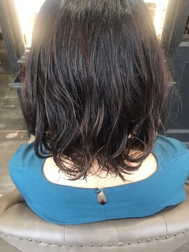 トリエラ(TRIELA) ハイライトボブ(ブリーチなし)