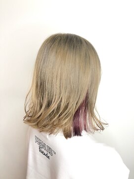 ヘアーアンドネイル ジェダイ(Hair&nails JEDI) 外ハネ/ボブ/ハイトーンカラー/イヤリングカラー