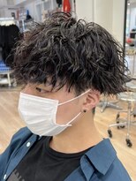 ウェイビーエフティフィフス 横浜西口(WAVEY ft.fifth) ツイストパーマツイストスパイラルパーマツーブロック刈り上げ