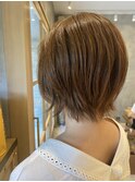外はねショートボブ