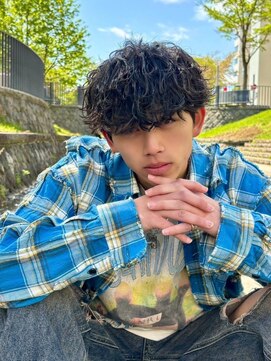 エルオム(EL.HOMME) 波巻きツイストパーマ