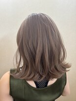 カラン(hair design Kraan)&nbsp;外ハネピンクベージュ