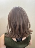 外ハネピンクベージュ