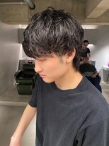 リール(rire)&nbsp;rireベリーショートダークアッシュニュアンスパーマ韓国マッシュ