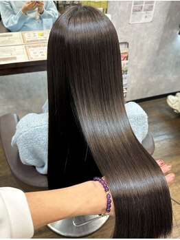 グレネイドスマートサロン(Grenade Smart Salon)の写真/【姫路駅徒歩1分】髪のクセやうねりにお悩みの方は”Grenade Smart Salon”へ＊ぜひお悩みご相談ください！