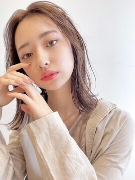 ミディアムレイヤー/モカベージュ/ブリーチなしダブルカラー