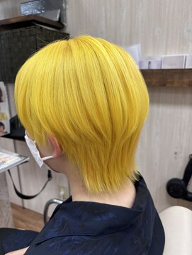 美容室グラード(GRADO) イエローカラー＋ウルフかっと