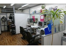 CUT TEAM WATABE 中野店