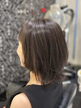 エアー 銀座タワー(AIR) さわやかな外ハネミディアム　AIR銀座タワー　藤本麻衣