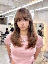 ヒュー 広島(HEW)&nbsp;大人っぽ万能レイヤー