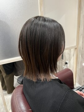 シオ 流山おおたかの森(Sio) しっとりまとまる美髪レイヤーボブ