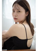 フィーカ(Fiika)&nbsp;レイヤーカット/小顔ヘア/伸ばしかけヘア/ベージュ【肥後橋】