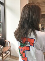 【mighty】グレージュにハイライト