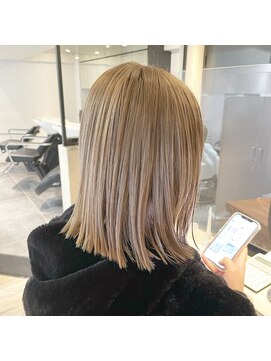 エル 北千住(elu) ホワイトミルクティー