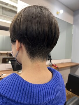 シカ 神戸三宮元町店(Cica) 刈り上げマッシュ ハンサムショート ボーイッシュ 三宮