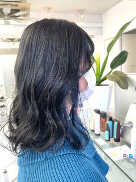 ルートエイチ 市川(Root H) 斜めバンググレージュカラーデザインカラーシルキーベージュ