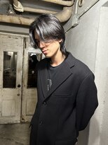 センターパート×メンズウルフ