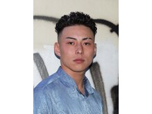 ツークツワンク バーバー 新宿(ZUG2WANG BARBER)