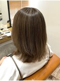 大人ハイライトで白髪をぼかしながら透明感を◎