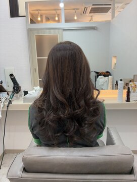 エレガントカールスタイル