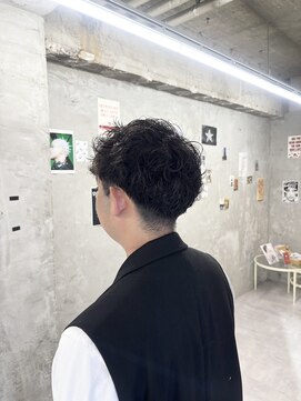ドアホワイト(door white) スパイキーショート×ワンカール外ハネMIXパーマ