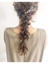 ニド(2do)&nbsp;四つ編みおろしアレンジ