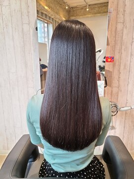 ヘアサロン フラット(hair salon flat) 大人可愛い黒髪暗髪ツヤ髪ハリウッドTRストレートロング