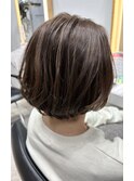 ショートボブ