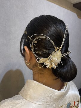 ウィスプ 赤羽店(wisp) タイトシニヨン