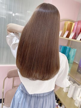 エン(en) 【en　本山】お客様美人ストレートスタイル１