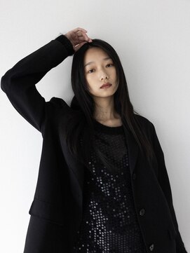 ネロ フタコタマガワ(NERO FUTAKOTAMAGAWA) 2024S/S " land " ロングレイヤー 黒髪ロング 髪質改善