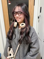 ユイル(Uil) 小顔前髪顔周りレイヤー×インナーカラー デザインカラー