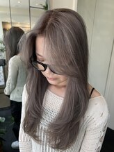 ダブル アンダーバー サロン(W_SALON) 【W_SALON 河原町】スモーキーグレー/レイヤーカット