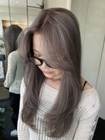 ダブル アンダーバー サロン(W_SALON) 【W_SALON 河原町】スモーキーグレー/レイヤーカット
