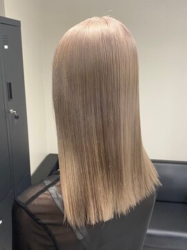 ベレーザ 渋谷(BELEZA) 10165秋色くすみベージュシャギーボブレイヤーオリーブベージュ