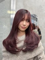 エッセンザ 梅田(ESSENZA)&nbsp;ピンクレッドカラー　レイヤーカット