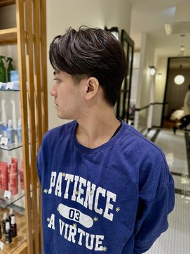 ビーハイブアヴェダ PARCO2店(BEHIVE AVEDA) 【センターパート/高橋駿】 毛流れセンターパート/メンズパーマ