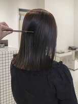 ノーヴァン デフォーム(NOVAN DEFORM) オリーブベージュ