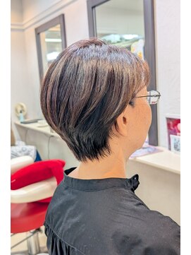 ジェリクル(Jellicle) 柔らか丸みシルエットの大人ショート