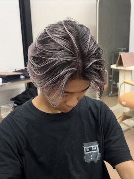 ヌエン 渋谷(NU/EN) メンズバレイヤージュ/メンズシャドールーツ/センターパート