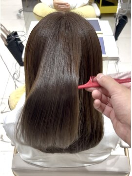 アフロート トウキョウ(AFLOAT TOKYO) 【髪質改善】で艶髪に。【酸性ストレート】【縮毛矯正】【美髪】