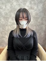 コルト(COLT) 透明感たっぷりの【ナチュラルウルフ×インナーカラー】