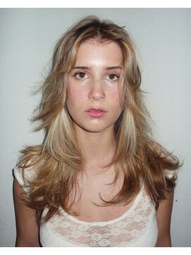 チクロ(ticro) 【チクロ】レイヤーカット/シャギー/ブロンド