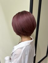 ジーナ 吉塚(Zina)&nbsp;ローズレッド×丸みショート【福田】吉塚美容室 髪質改善 暖色