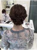 【藤岡】編み込みローポニーシニヨン