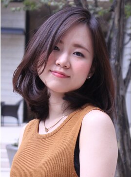 シャカ(SHAKA) おもふわ大人セミディ☆大人可愛い ボブディ