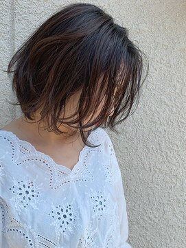 ブルー(BLUE) #BLUE ハチ上レイヤーボブ