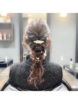 アイディー ヘアメイク(iDhair&make) 編み下ろし